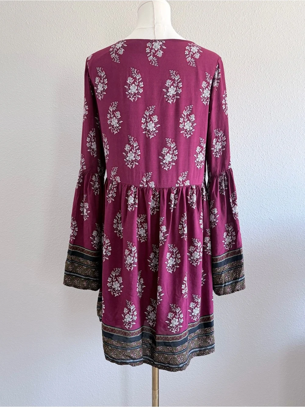 Very J Pull Over Flare Sleeve Tunic Shirt Mini‎ Dress Boho Large Lined Paisley L